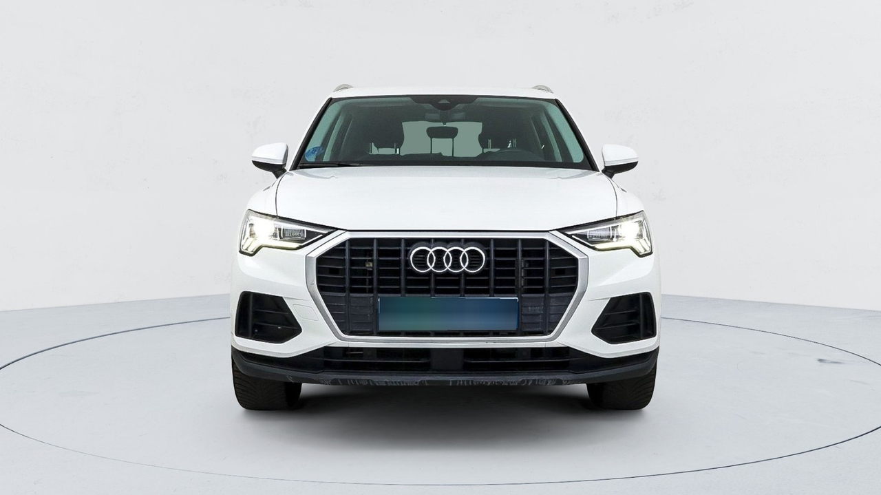 Audi Q3 — photo 8