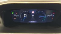 Peugeot 2008 1.2 Hybrid 145ch GT e-DCS6 — photo 10