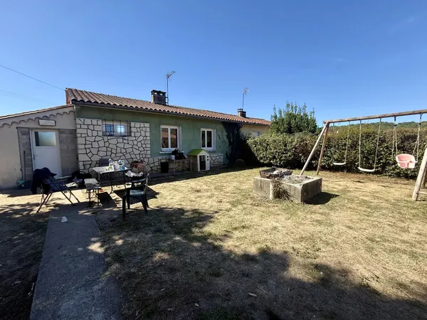 MAISON Plain pied 4 Pièces NEUVIC /L'ISLE