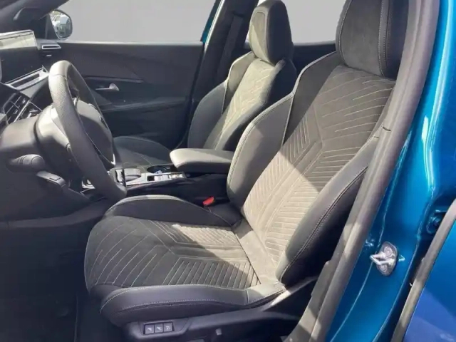 Peugeot 2008 electrique 54 kwh 156 ch — photo 41