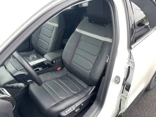 Citroën C4 X e- 136 ch automatique — photo 15