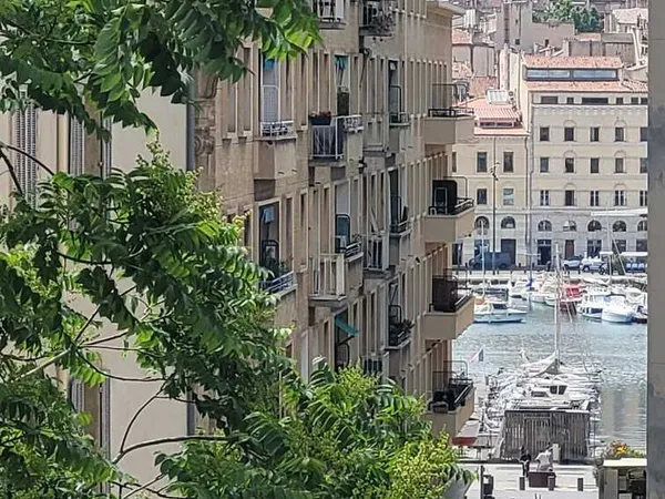 T4 MARSEILLE 2EME VIEUX-PORT en duplex dernier étage