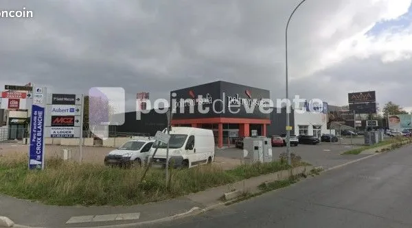 Local commercial 310 m²