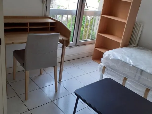 Chambre meublée pour étudiant