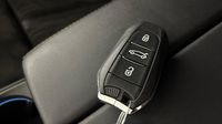Peugeot 3008 Plug-in Hybrid 225ch GT e-EAT8 — photo 16