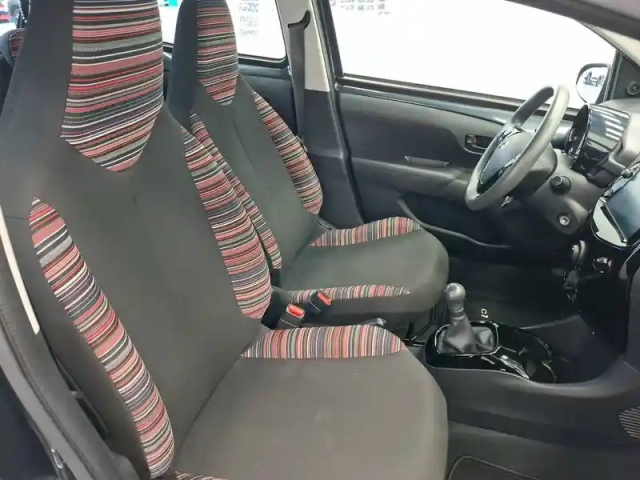 Citroën C1 vti 72 s&amp;s — photo 9