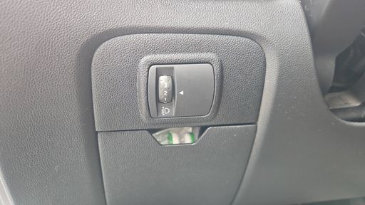 Renault Scenic 1.7 Blue dCi 120 EDC6 - Intens – 2019 – 117658 km – Diesel – Boîte Automatique — photo 42