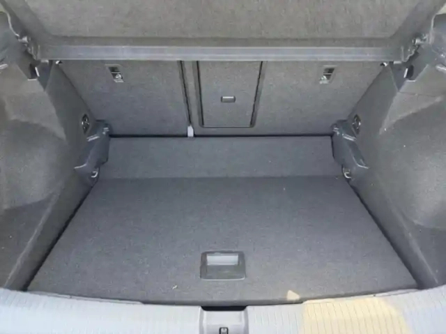 Volkswagen T-Roc 1.5 tsi evo 150ch style dsg7 — photo 10