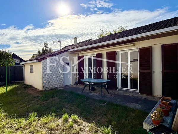 Maison de plain-pied 5 pièces 77 m²
