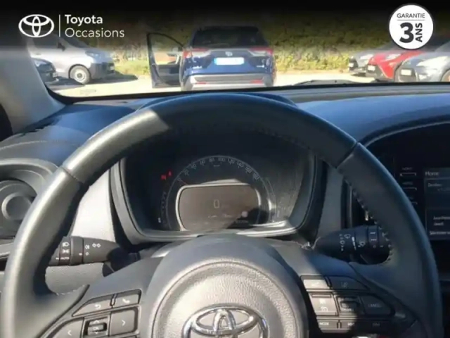 Toyota Aygo X 1.0 vvt-i 72ch dynamic my24 — photo 13