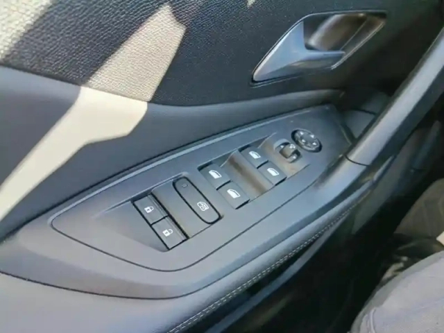 Peugeot 308 sw phev 180 e-eat8 allure pack — photo 20