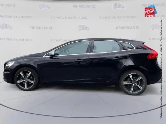 Volvo V40 t2 122ch r-design — photo 10