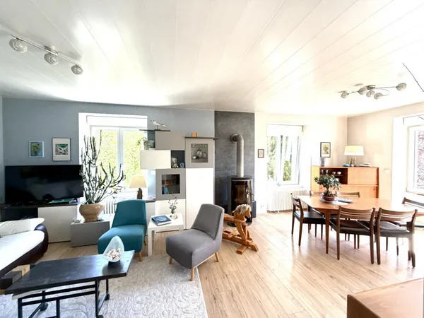 Maison 9 pièces 220 m²