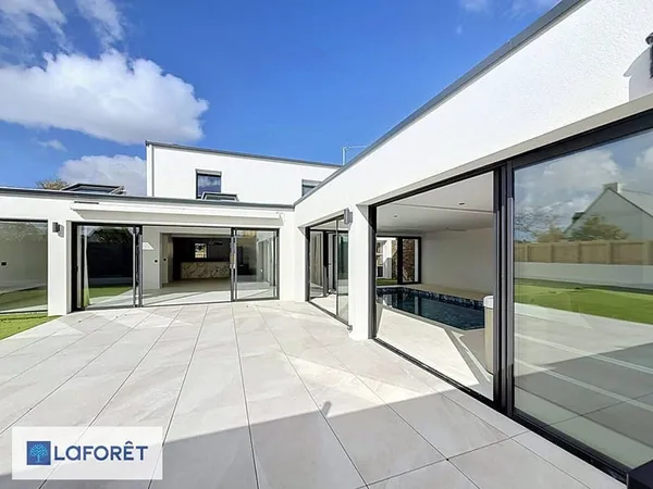 Maison 8 pièces 164 m²
