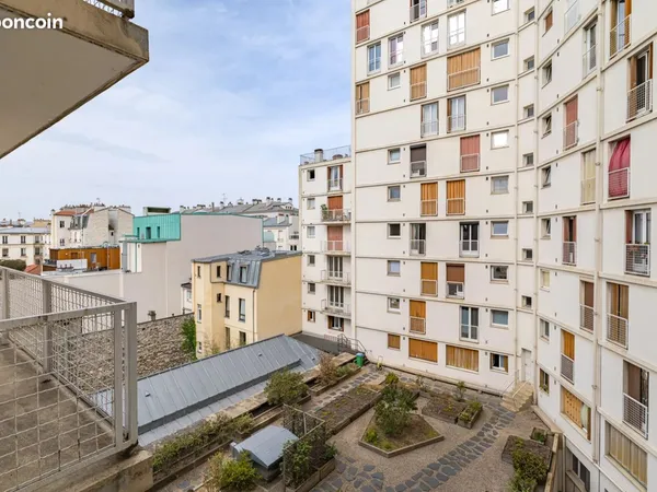 Studio 1 pièce 24 m²