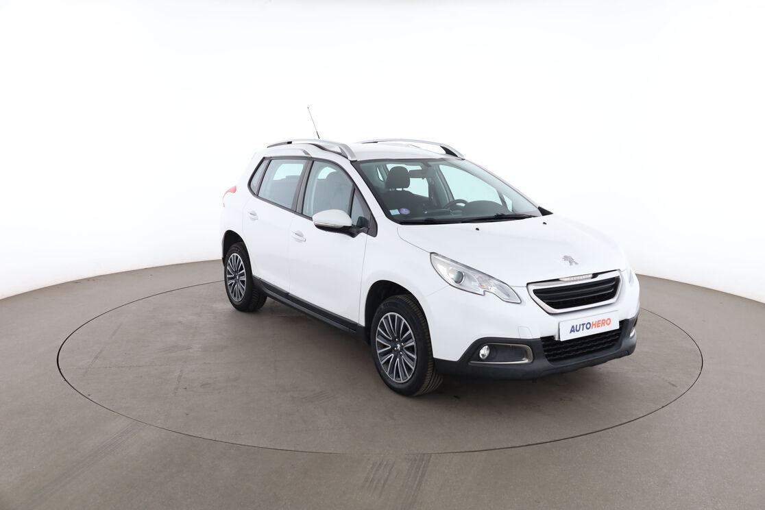 Peugeot 2008 1.2 PureTech Active — photo 7
