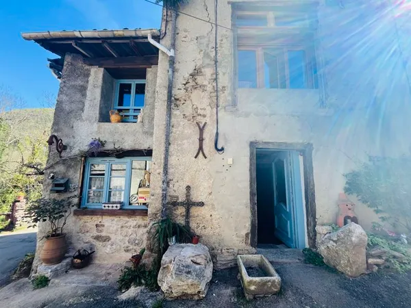 Maison en pierre 4 pièces 105 m²