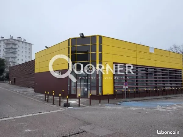 Local commercial 1480 m² Audincourt