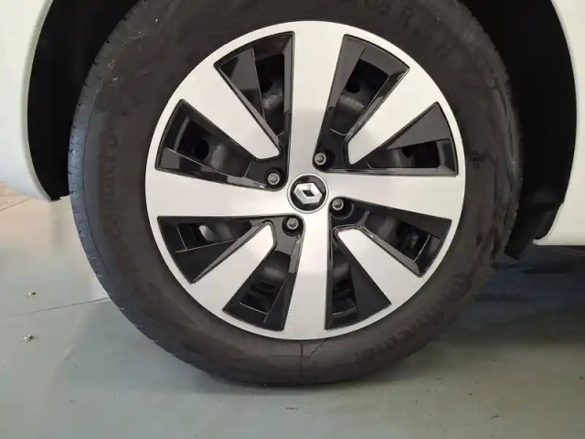 Renault Clio tce 90 — photo 25