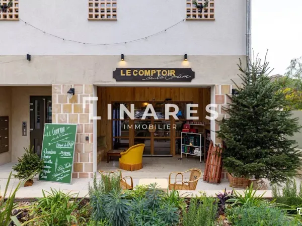 Local 1 pièce 53 m²