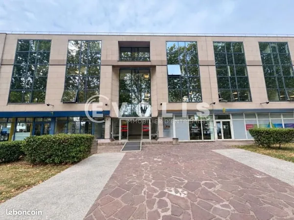 Bureaux 487 m²