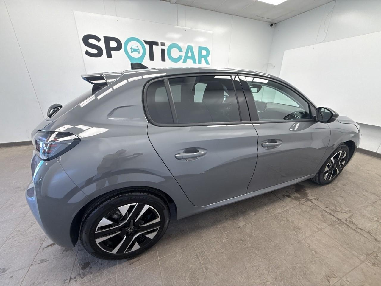 Peugeot 208 100 s&s bvm6 allure — photo 4