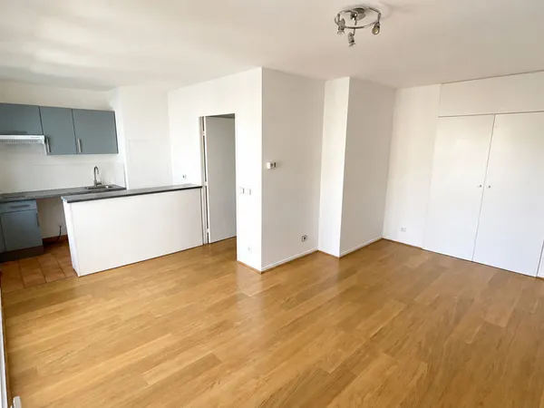 LE CHESNAY-ROCQUENCOURT , BEAU T1 DE 31 M² LUMINEUX, DPE C