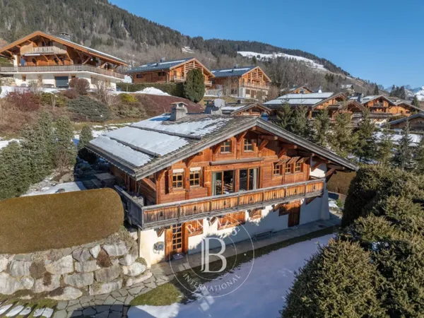 MEGÈVE - VUE MONT BLANC - CHALET D'EXCEPTION AVEC ESPACE BIEN-ÊT