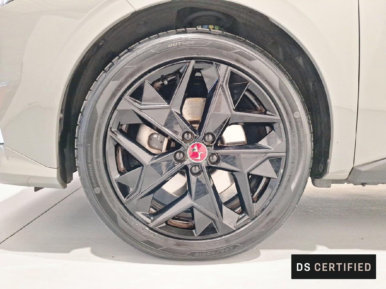 Ds Ds 4 hybride e-tense 225 eat8 performance line+ — photo 11