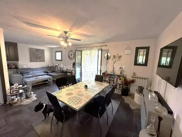 Maison 3 pièces 77 m²