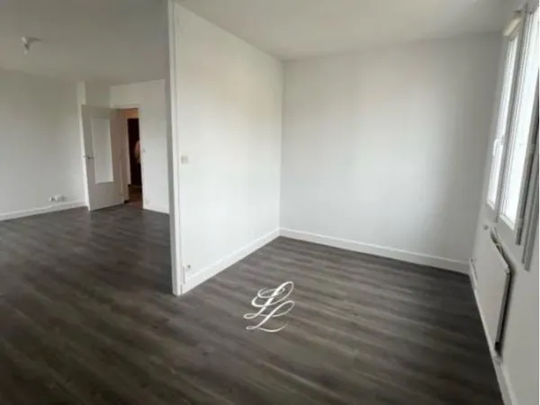Appartement T4 cave et garage