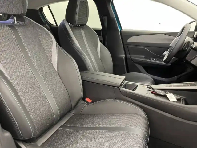 Peugeot 308 hybrid 145 e-dcs6 — photo 59