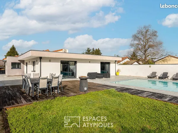 Maison 7 pièces 262 m²