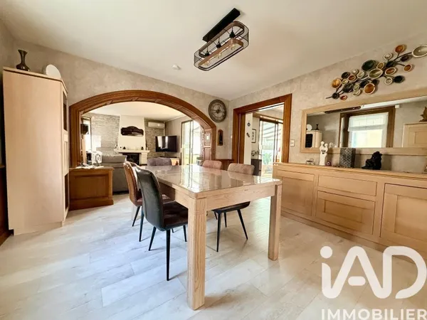 Maison 12 pièces 469 m²
