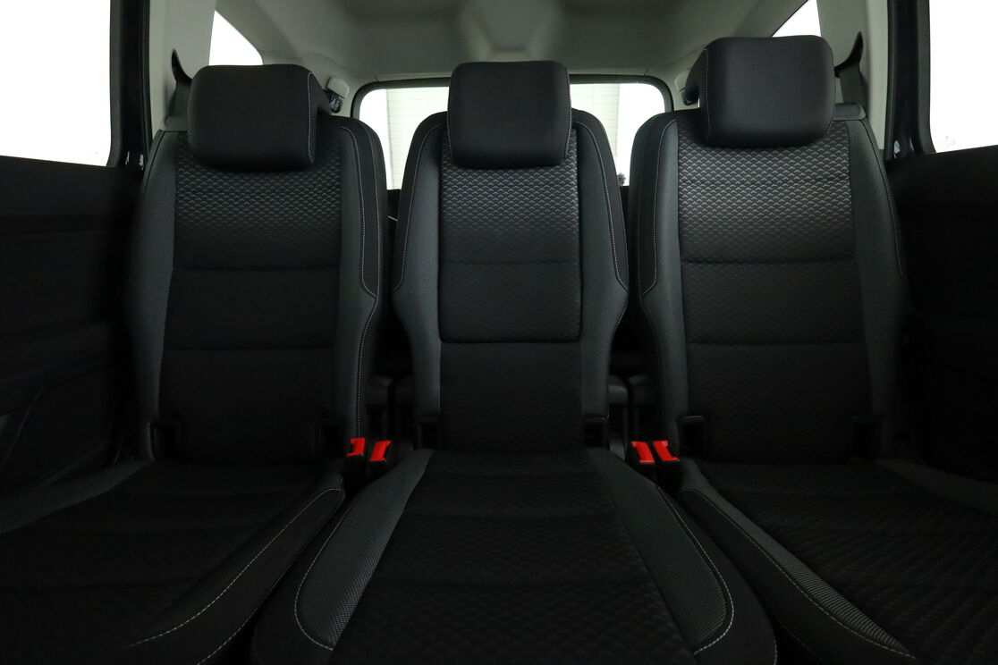 Volkswagen Touran 1.5 TSI EVO Active DSG7 — photo 14