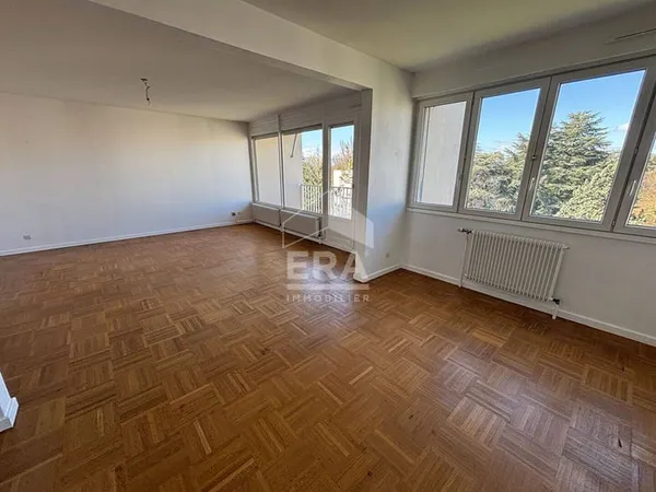 Appartement 4 pièces 93 m²