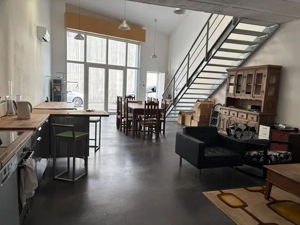 Local commercial 110 m²