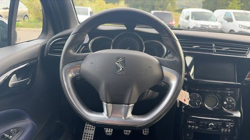 Citroen DS3 1.6 BlueHDi 120 - Sport Chic – 2015 – 125399 km – Diesel – Boîte Manuelle — photo 27