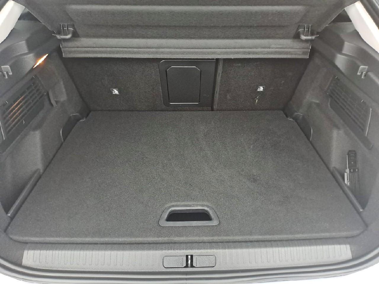 Citroën C4 puretech 130 eat8 max — photo 6