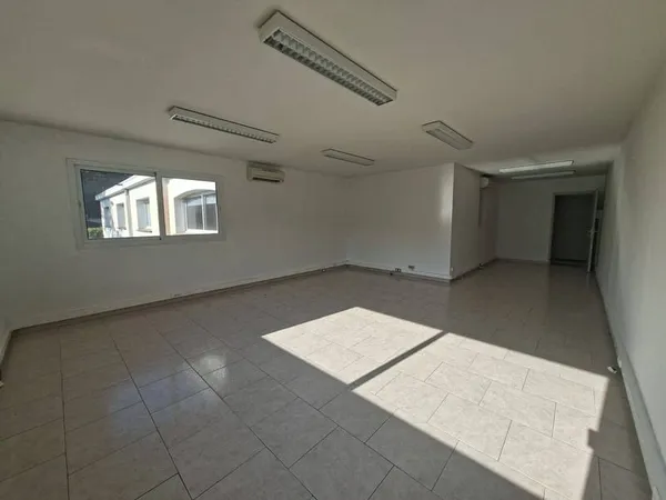 Local d'activité 47 m²
