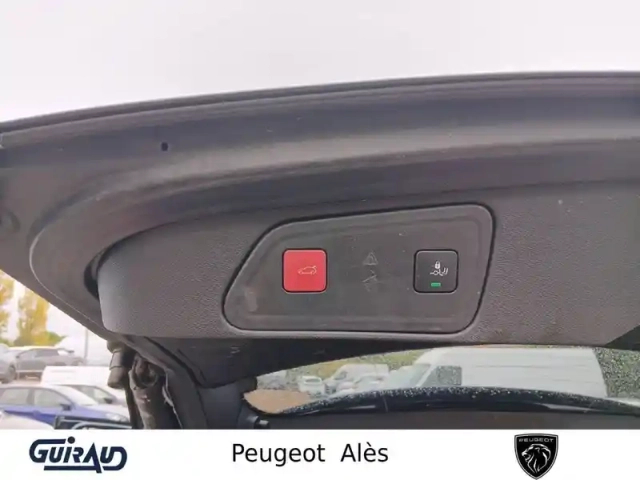 Peugeot 3008 hybrid 225 e-eat8 — photo 24