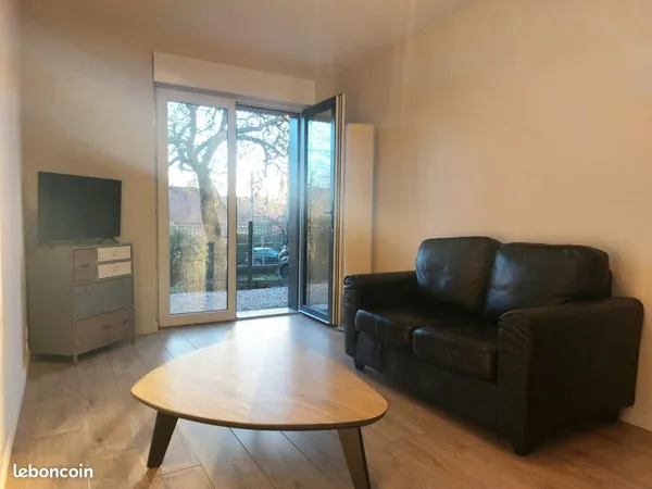 Petite maison meublée