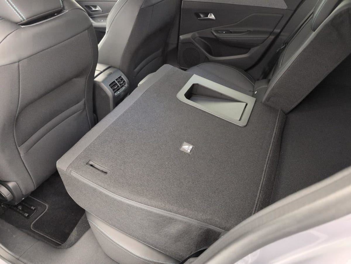 Peugeot 308 — photo 13
