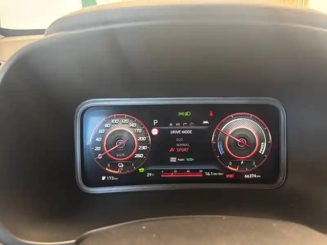 Hyundai Kona electrique 64 kwh - 204 ch — photo 40