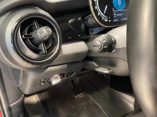 Mini Mini 5 portes cooper 136ch edition premium bva7 — photo 11