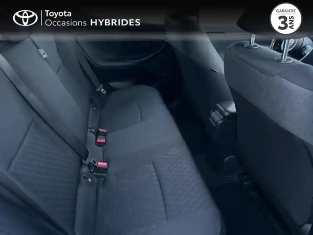 Toyota Yaris 116h dynamic 5p my22 — photo 7