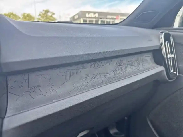 Volvo Xc40 recharge 231 ch 1edt — photo 17