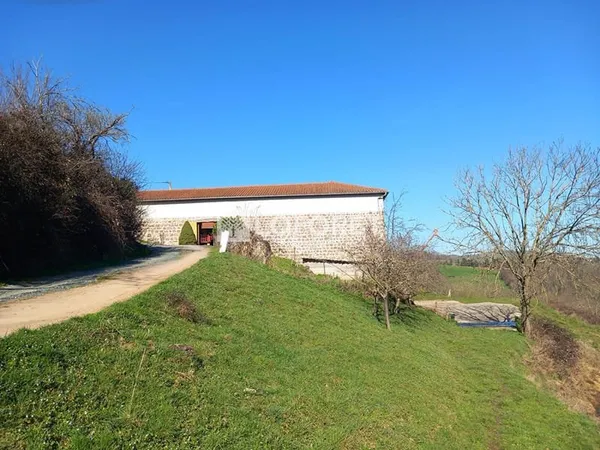 Maison Brullioles 3 pièce(s) 288 m2