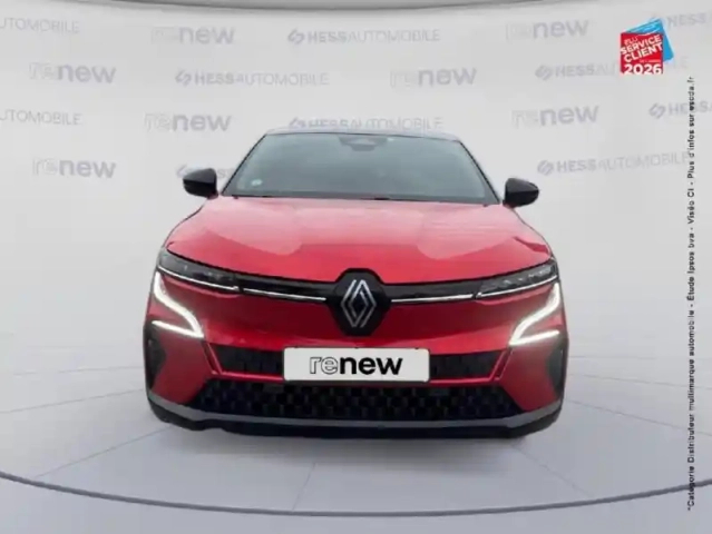 Renault Megane e-tech electric ev60 220ch iconic super charge — photo 2
