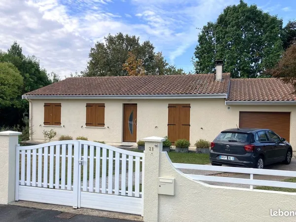 Maison de plain-pied, 7 pièces, 4 chambres, 119 m² - Terrain 753 m²
